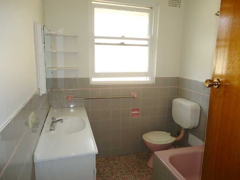 2/32 Russell St, Strathfield NSW 2135