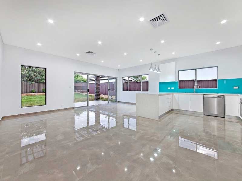 24 Lawford St, Greenacre NSW 2190