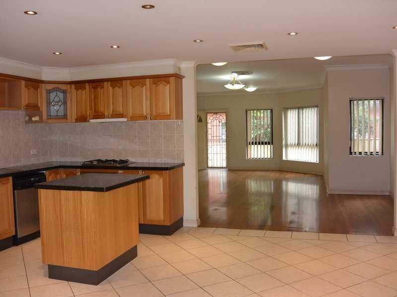 31-32 Loftus Crescent, Homebush NSW 2140