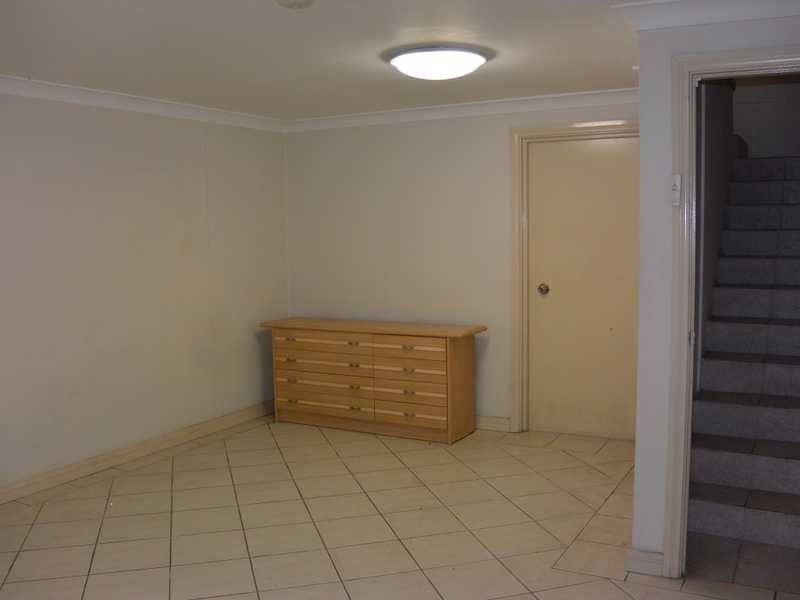 31-32 Loftus Crescent, Homebush NSW 2140