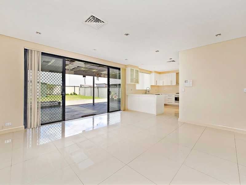 53A Lawford St, Greenacre NSW 2190