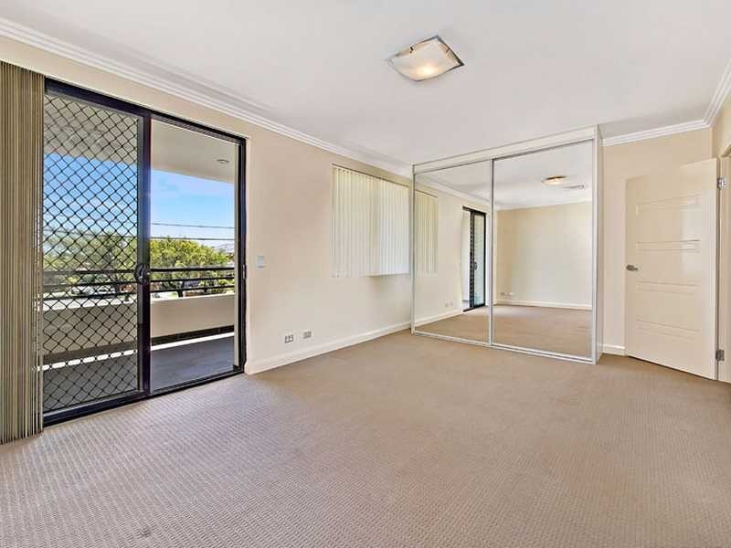 53A Lawford St, Greenacre NSW 2190