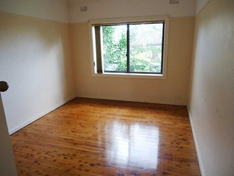 95 Mintaro Ave, Strathfield NSW 2135