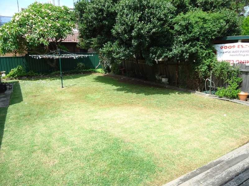 14 Bridge Rd, Homebush NSW 2140