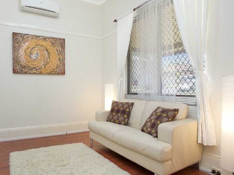 41 George St, Burwood Heights NSW 2136