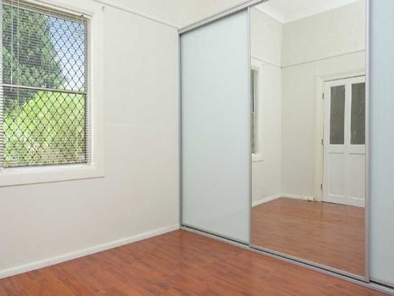 41 George St, Burwood Heights NSW 2136