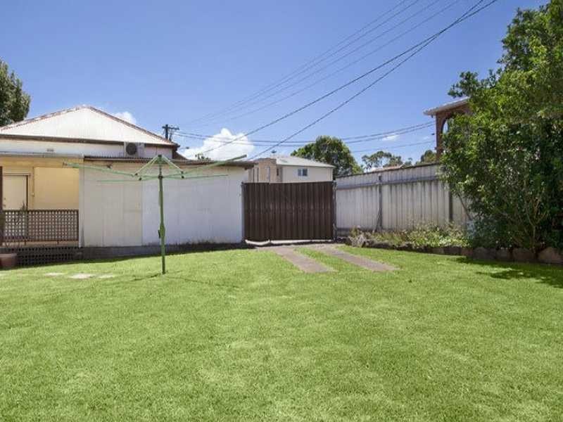 41 George St, Burwood Heights NSW 2136
