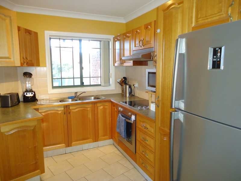 16 Lawford St, Greenacre NSW 2190