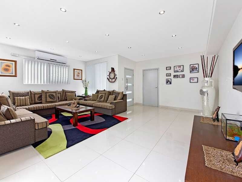 172A Juno Parade, Greenacre NSW 2190