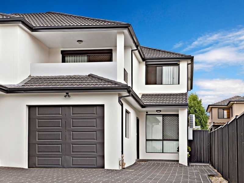 172A Juno Parade, Greenacre NSW 2190