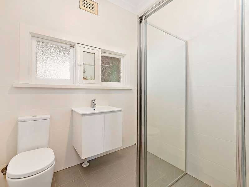13 The Crescent, Homebush NSW 2140