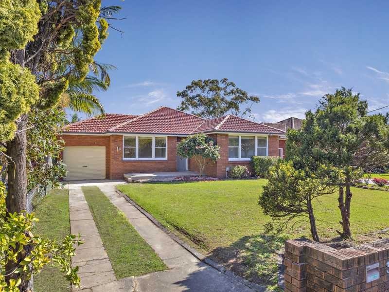 31 Boden Ave, Strathfield NSW 2135