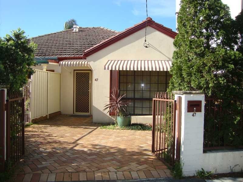 47 Loftus Crescent, Homebush NSW 2140