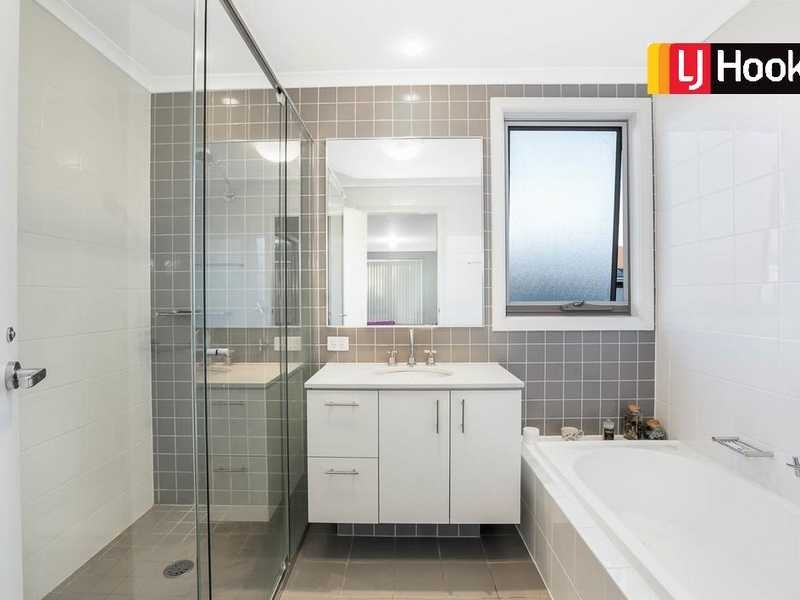 17 Spitz Ave, Newington NSW 2127