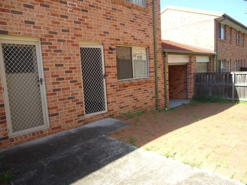 4/21 Ron Scott Circuit, Greenacre NSW 2190