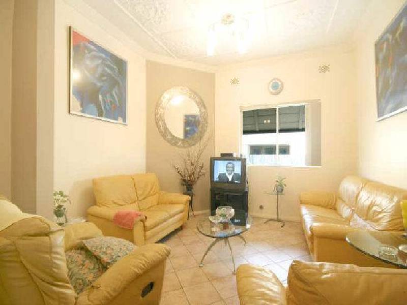 8 Sunbeam Avenue, Croydon NSW 2132