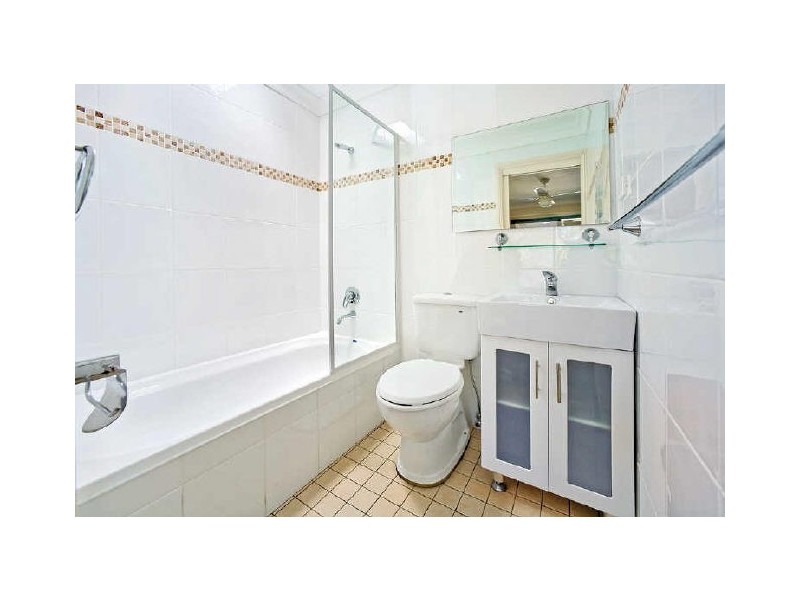 22A Birdsville Crescent, Leumeah NSW 2560