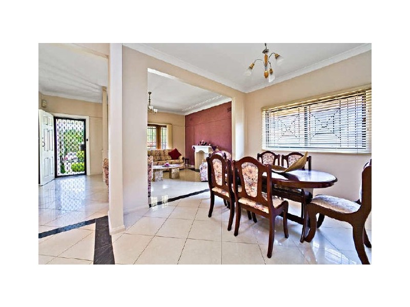 138 Rawson Road, Greenacre NSW 2190