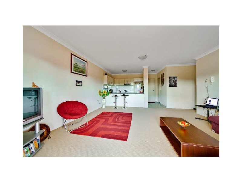 12/2 Amy Street, Regents Park NSW 2143