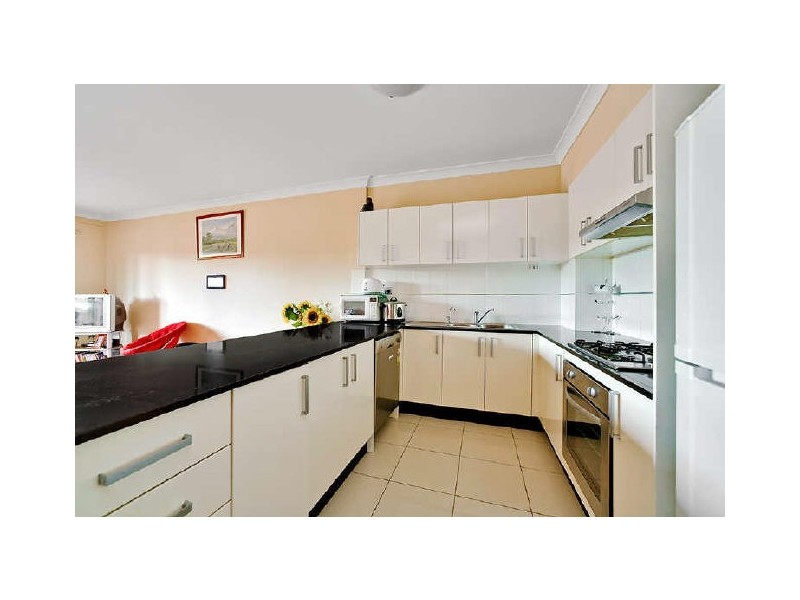 12/2 Amy Street, Regents Park NSW 2143