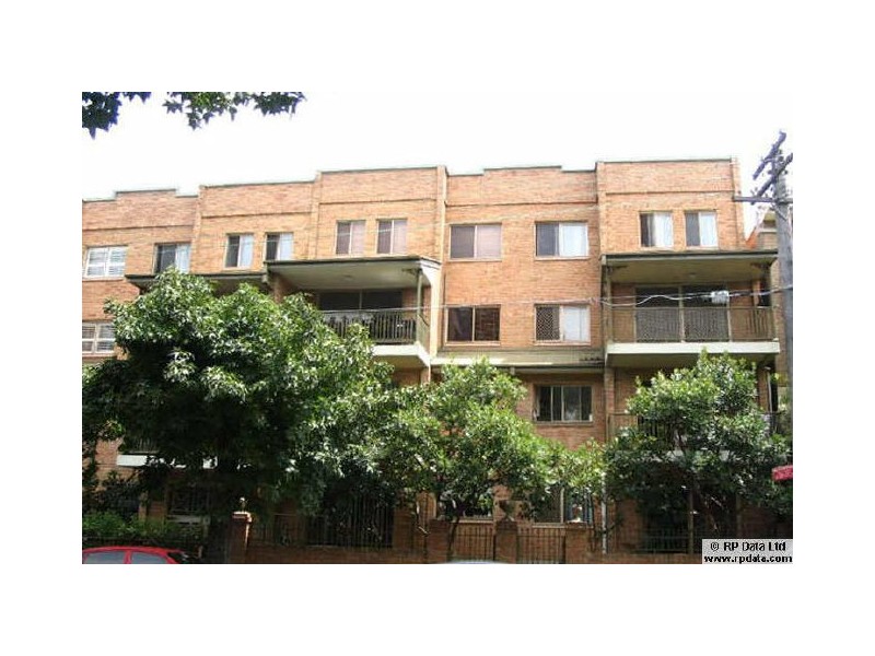 219 Chalmers Rd, Strawberry Hills NSW 2010