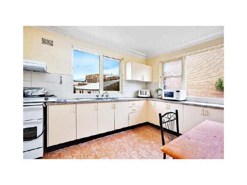 8/15 Burlington Road, Homebush NSW 2140