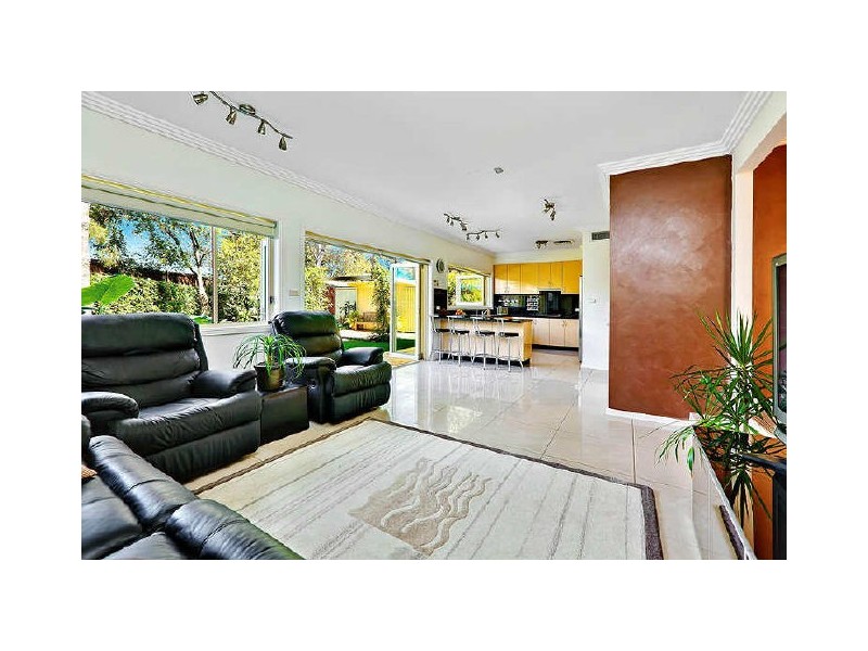 4 Denham St, Rhodes NSW 2138