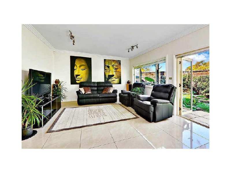 4 Denham St, Rhodes NSW 2138