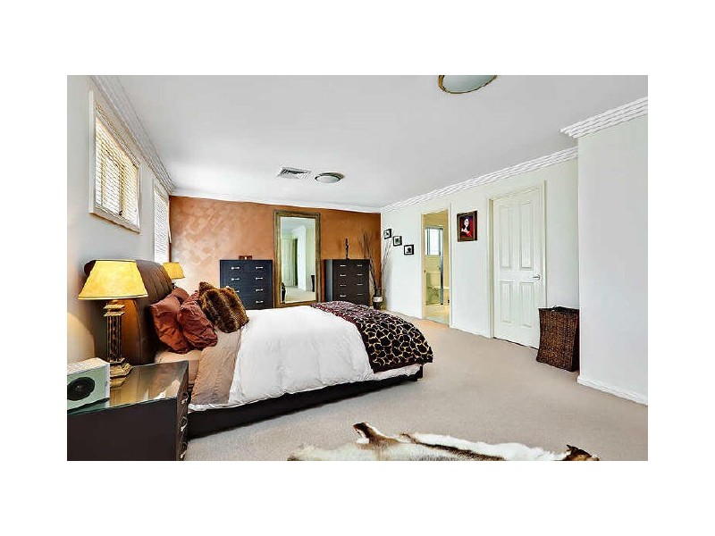 4 Denham St, Rhodes NSW 2138