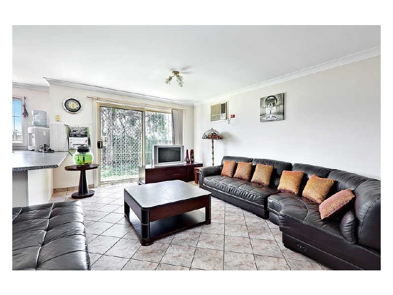 1/18A Abbott Avenue, Sefton NSW 2162