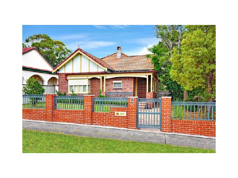 123 Wentworth Rd (Cnr Nicholson St), Strathfield NSW 2135