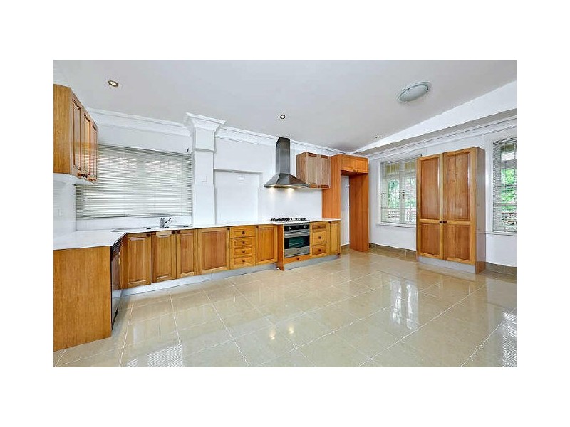 123 Wentworth Rd (Cnr Nicholson St), Strathfield NSW 2135