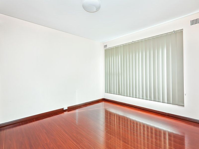 2/56 Burlington Road, Homebush NSW 2140