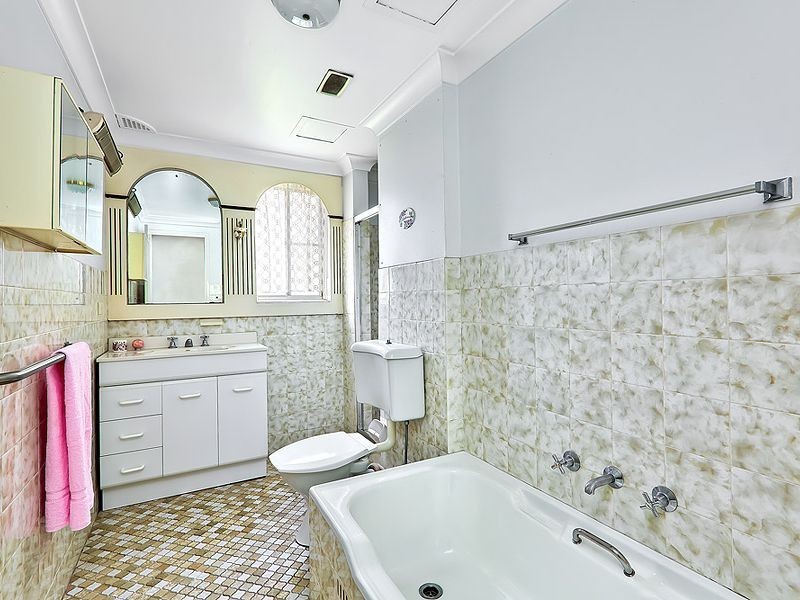 8/30-32 Park Avenue, Burwood NSW 2134