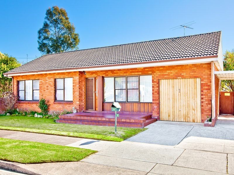 1 Sunlea Crescent, Belfield NSW 2191
