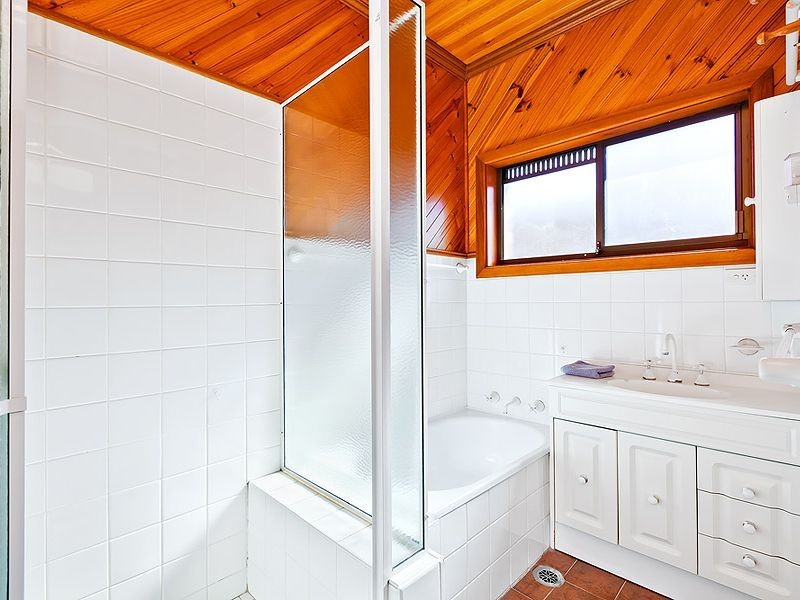 1 Sunlea Crescent, Belfield NSW 2191