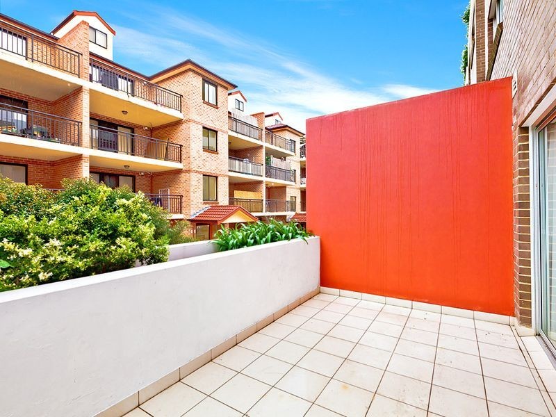 12/28-32 Marlborough Road, Homebush West NSW 2140