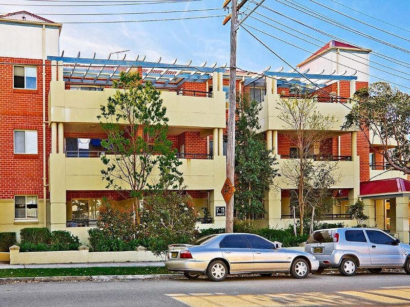 17/7-11 Bridge Road, Homebush NSW 2140
