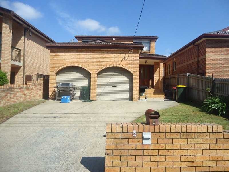 8 Riverside Rd, Croydon Park NSW 2133