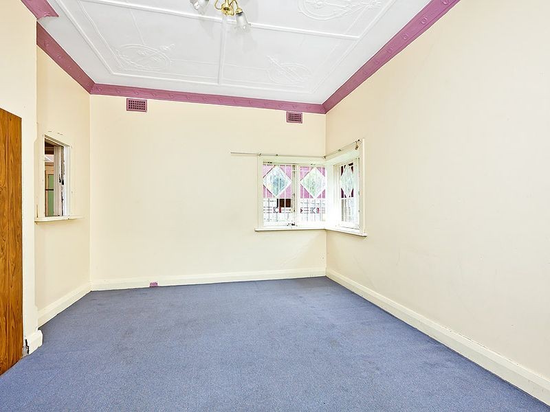 32 Smallwood Avenue, Homebush NSW 2140