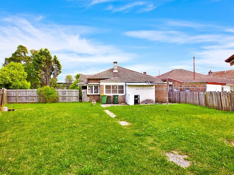 32 Smallwood Avenue, Homebush NSW 2140