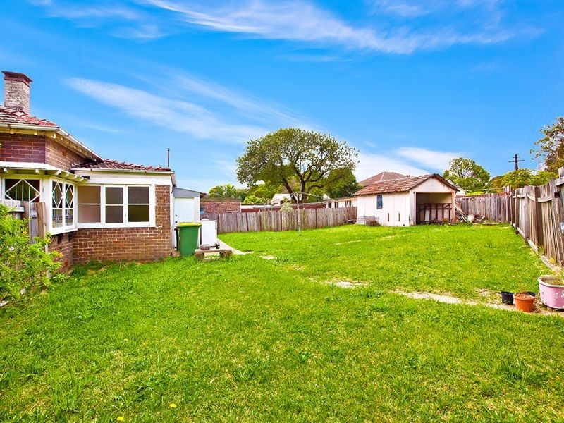 32 Smallwood Avenue, Homebush NSW 2140