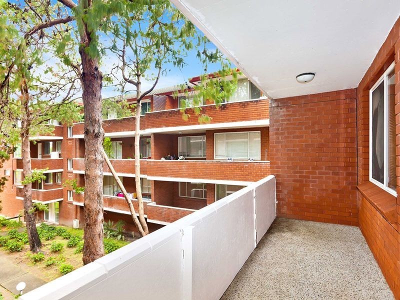 15/10-14 Burlington Road, Homebush NSW 2140