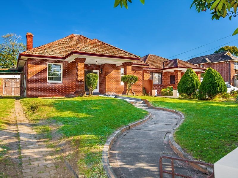 62 The Crescent, Homebush NSW 2140