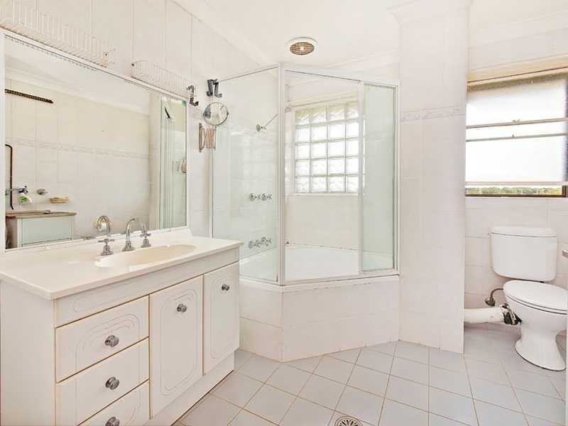 11/21-23 Marlene Crescent, Greenacre NSW 2190