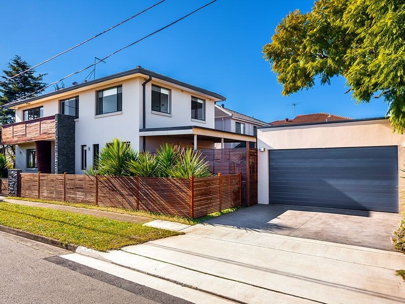 32 Brays Road, Concord NSW 2137