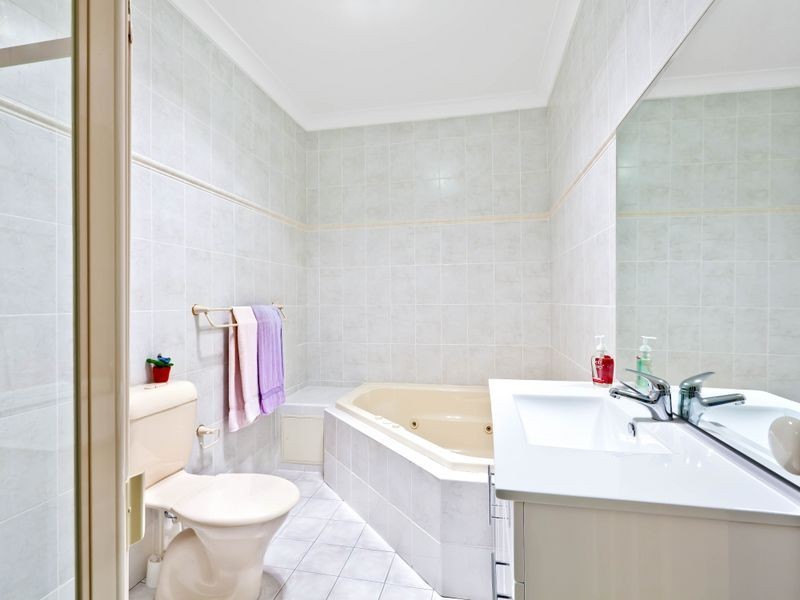 4/31-32 Loftus Crescent, Homebush NSW 2140