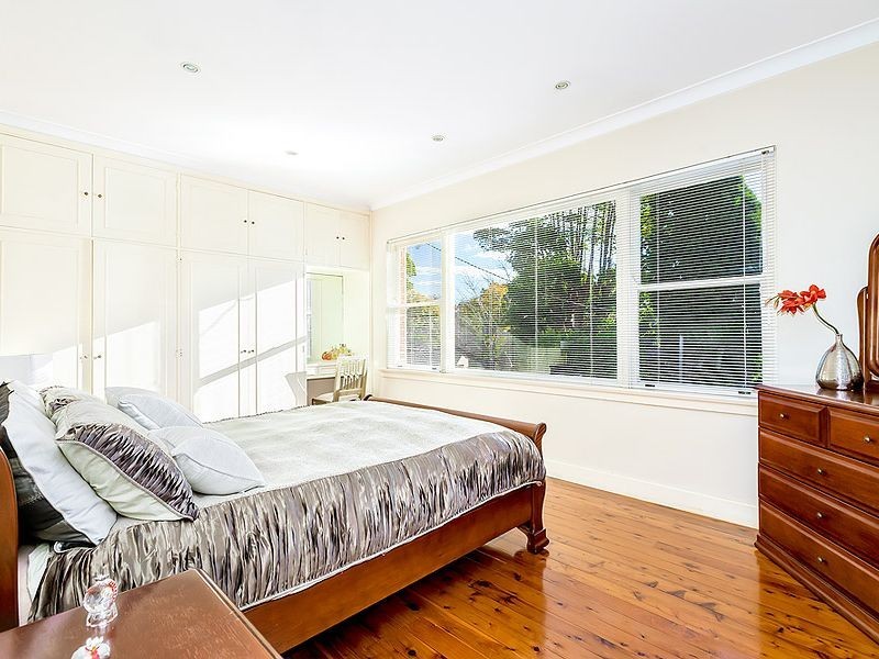 22 Kingsland Road, Strathfield NSW 2135