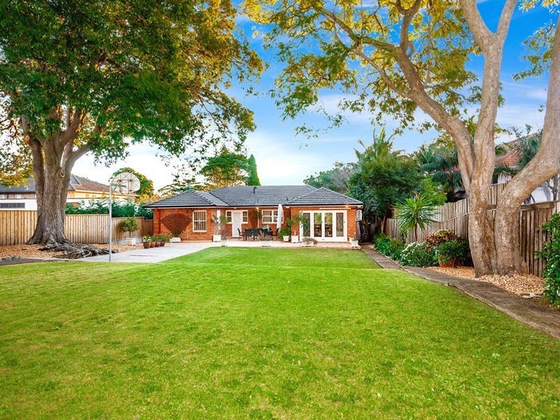 22 Kingsland Road, Strathfield NSW 2135