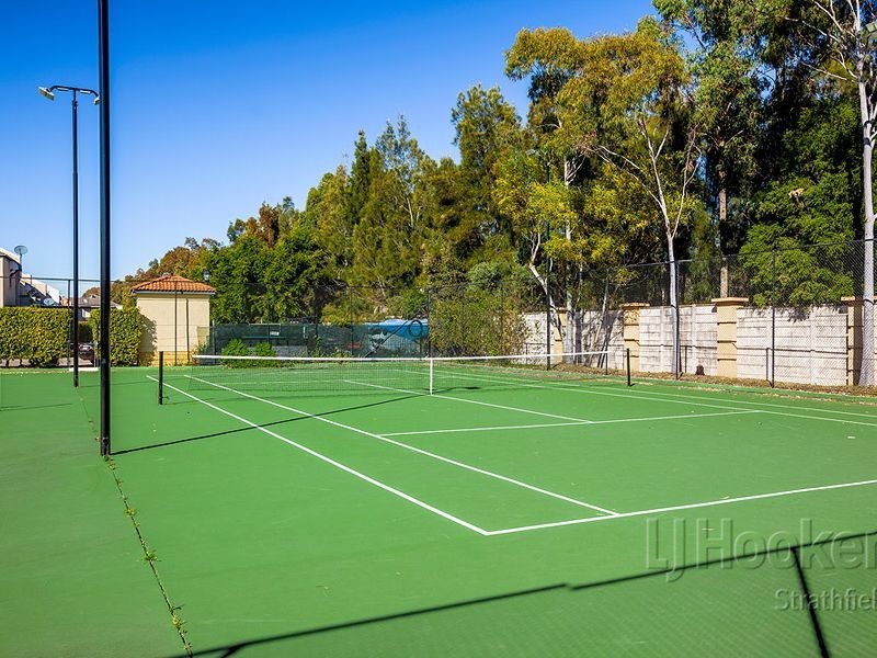 201/4 Wentworth Drive, Liberty Grove NSW 2138